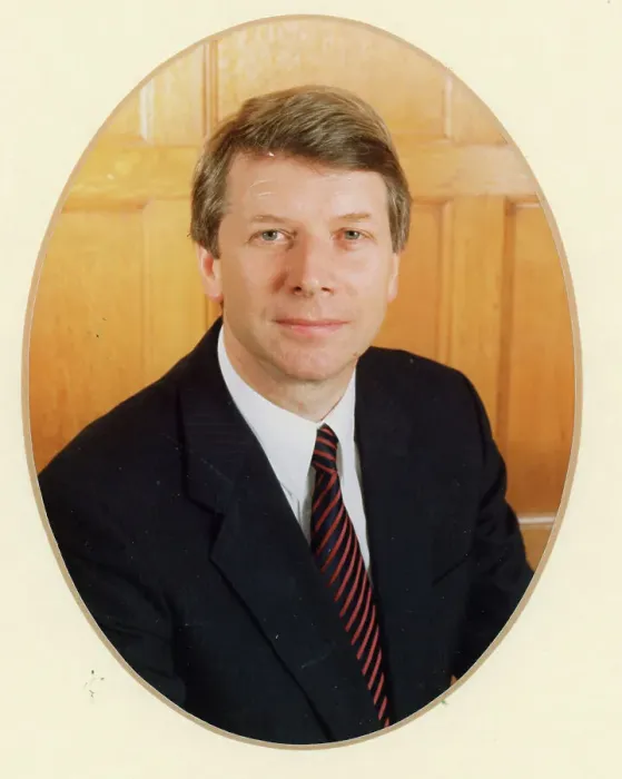 Framed Print : Dr Richard A Pike, IMechE Director General and Secretary Framed Print : Dr Richard A Pike, IMechE Director General and Secretary