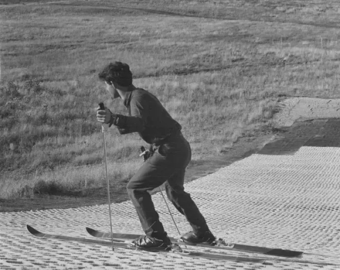 Framed Print : Drambuie Dry Ski Slope Framed Print : Drambuie Dry Ski Slope