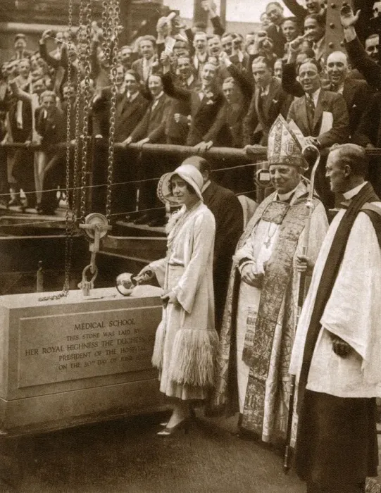 Framed Print : Duchess lays Foundation stone - Paddington Medical School Framed Print : Duchess lays Foundation stone - Paddington Medical School