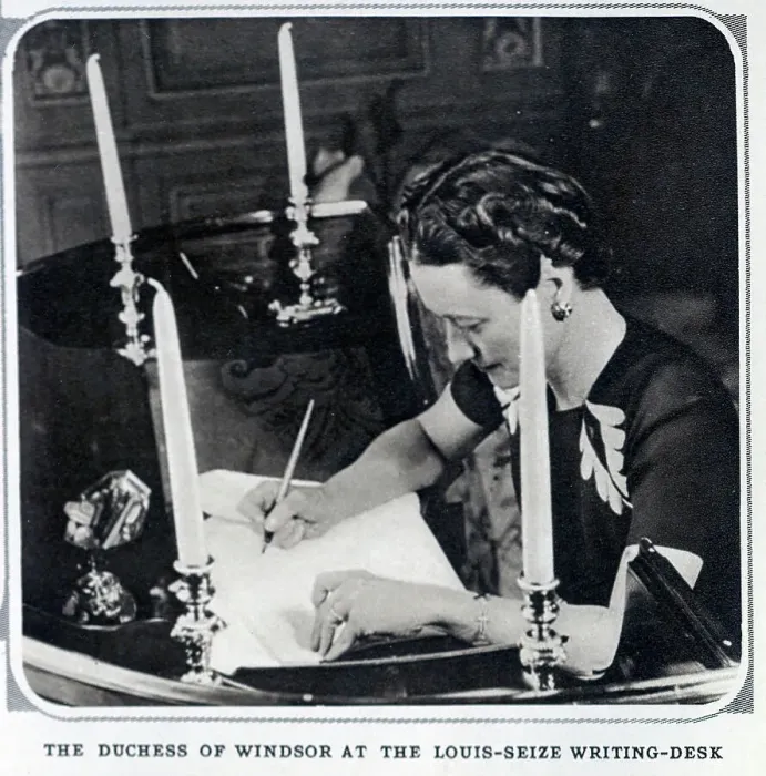 Framed Print : Duchess of Windsor writing Framed Print : Duchess of Windsor writing