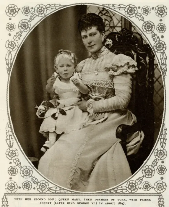 Framed Print : Duchess of York with toddler Prince Albert