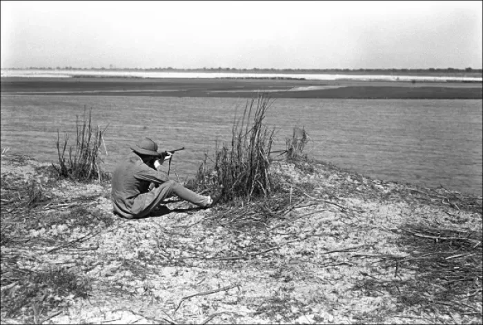 Framed Print : Duck hunting, unidentified location Framed Print : Duck hunting, unidentified location