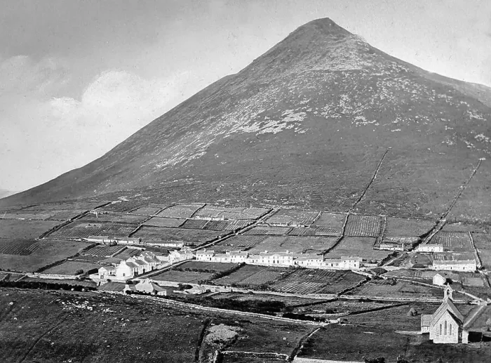 Framed Print : Dugort, Achill Island, County Mayo, Ireland Framed Print : Dugort, Achill Island, County Mayo, Ireland