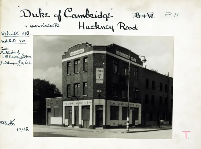 Framed Print : Duke Of Cambridge PH, Hackney Road (New), London Framed Print : Duke Of Cambridge PH, Hackney Road (New), London