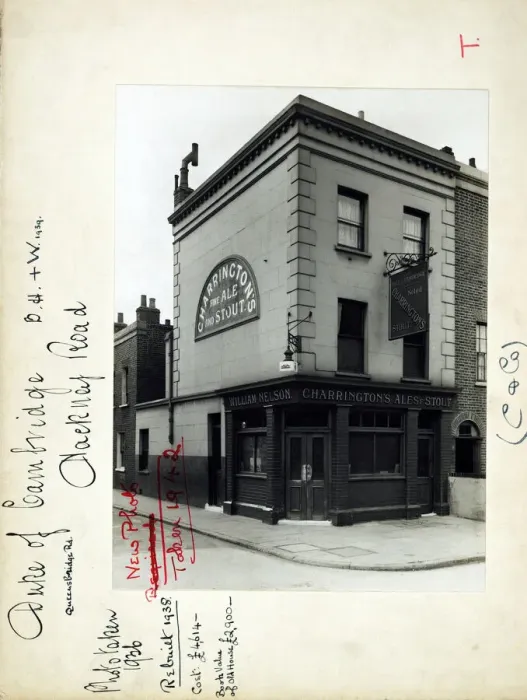 Framed Print : Duke Of Cambridge PH, Hackney Road (Old), London Framed Print : Duke Of Cambridge PH, Hackney Road (Old), London