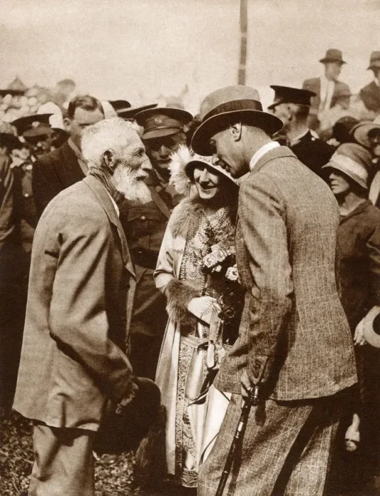 Framed Print : The Duke and Duchess of York meet an old Danish settler Framed Print : The Duke and Duchess of York meet an old Danish settler