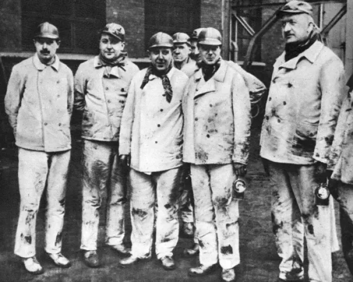 Framed Print : Duke of Windsor visits a German mine, 1937 Framed Print : Duke of Windsor visits a German mine, 1937