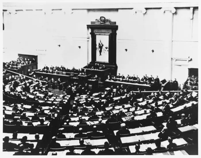 Framed Print : Duma in Session Framed Print : Duma in Session