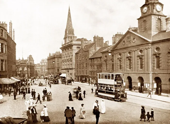 Framed Print : Dundee High Street early 1900s Framed Print : Dundee High Street early 1900s