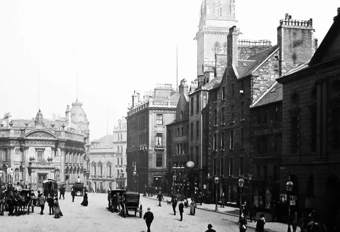 Framed Print : Dundee High Street - Victorian period Framed Print : Dundee High Street - Victorian period