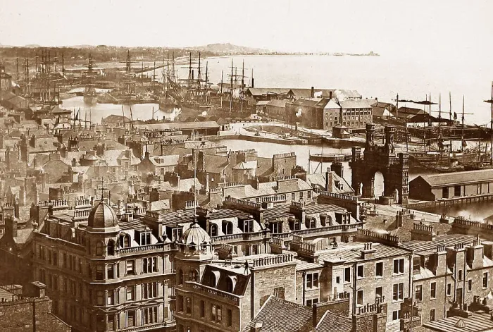 Framed Print : Dundee Victorian period Framed Print : Dundee Victorian period