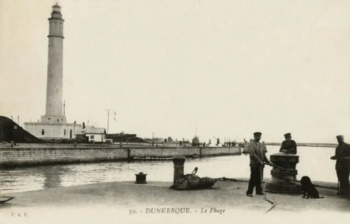 Framed Print : Dunkirk, France - Lighthouse Framed Print : Dunkirk, France - Lighthouse