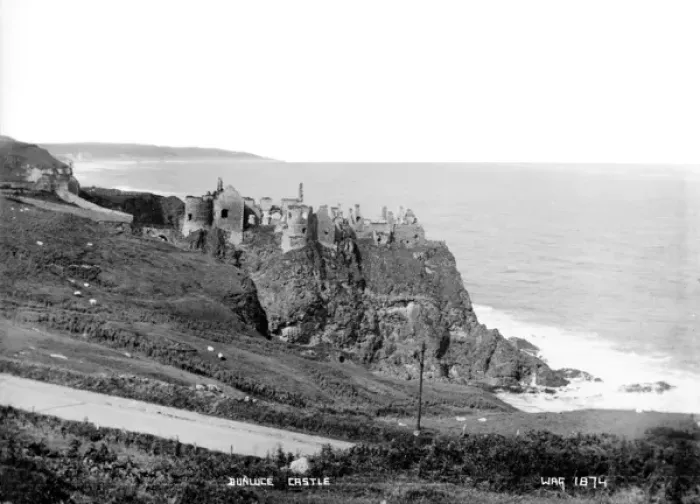 Framed Print : Dunluce Castle Framed Print : Dunluce Castle