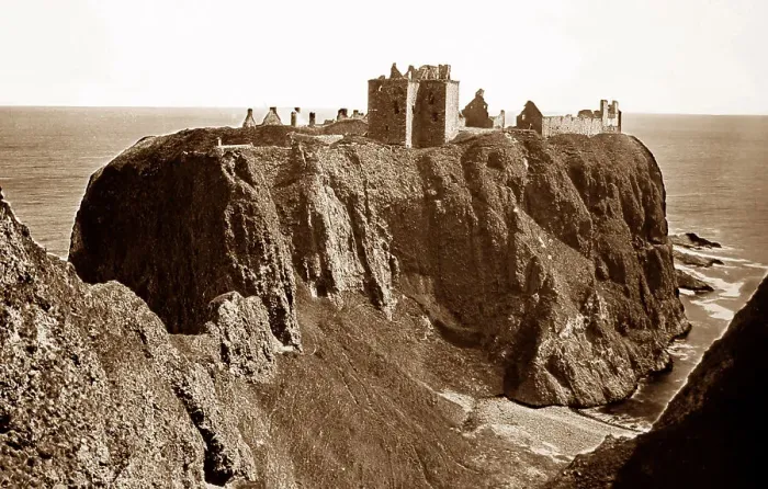 Framed Print : Dunnottar Castle, Victorian period Framed Print : Dunnottar Castle, Victorian period
