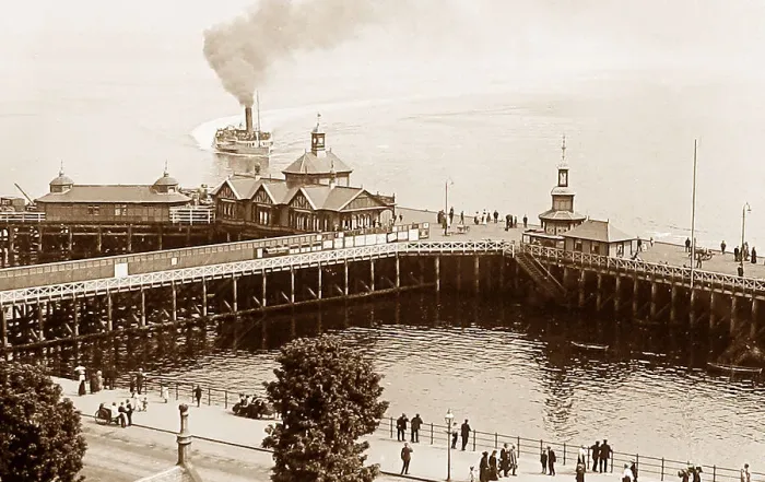 Framed Print : Dunoon Pier probably 1920s Framed Print : Dunoon Pier probably 1920s