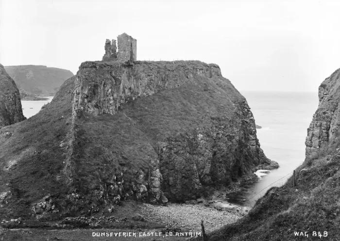 Framed Print : Dunseverick Castle, Co Antrim Framed Print : Dunseverick Castle, Co Antrim
