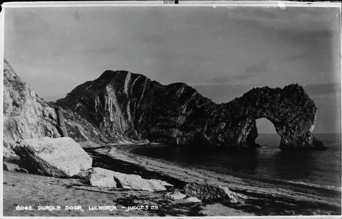 Framed Print : Durdle Door Framed Print : Durdle Door