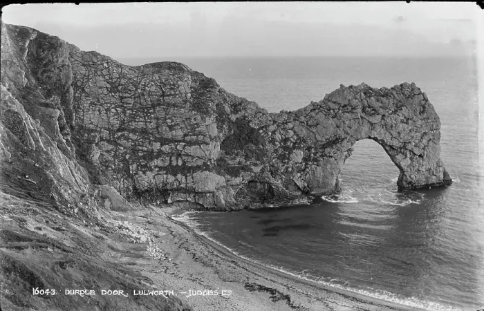 Framed Print : Durdle Door Framed Print : Durdle Door