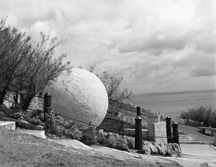Framed Print : DURLSTON GREAT GLOBE Framed Print : DURLSTON GREAT GLOBE