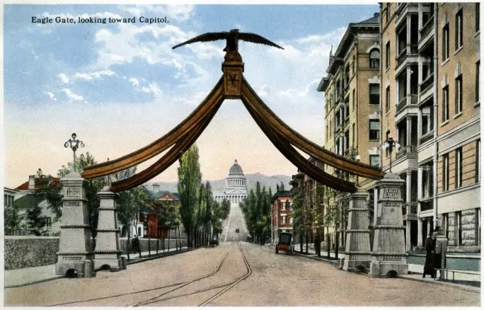 Framed Print : Eagle Gate and Capitol, Salt Lake City, Utah, USA Framed Print : Eagle Gate and Capitol, Salt Lake City, Utah, USA