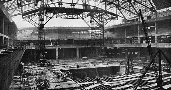 Framed Print : Earls Court takes shape Framed Print : Earls Court takes shape