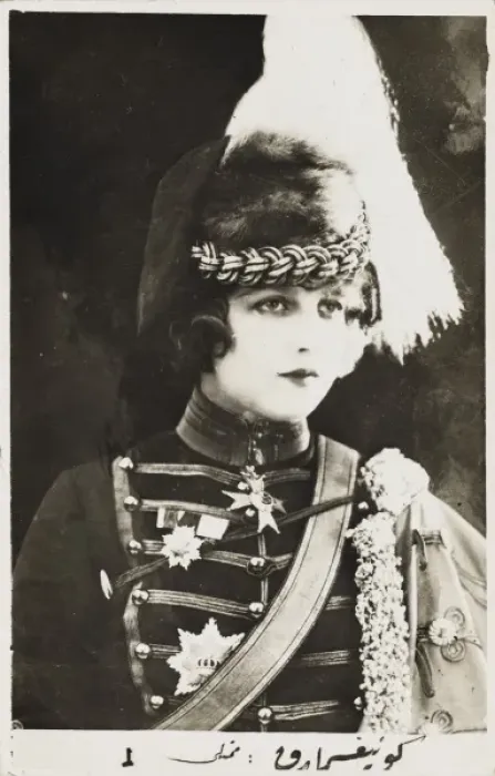 Framed Print : Early Hollywood actress dressed as a Shah Framed Print : Early Hollywood actress dressed as a Shah