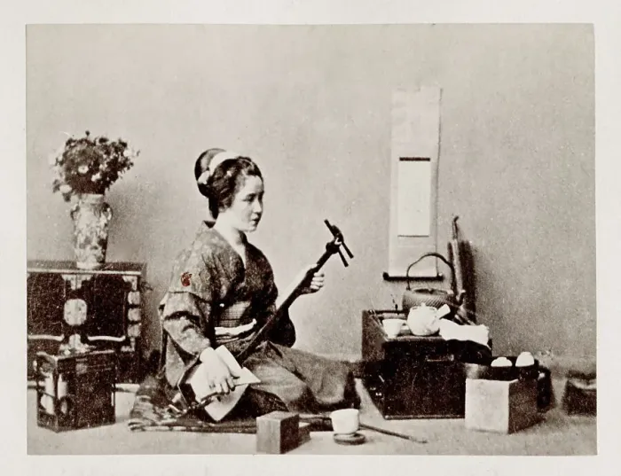 Framed Print : Early Japanese portrait: woman playing shamisen Framed Print : Early Japanese portrait: woman playing shamisen
