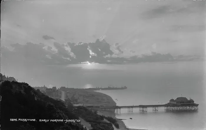 Framed Print : Early Morning at Folkestone Framed Print : Early Morning at Folkestone
