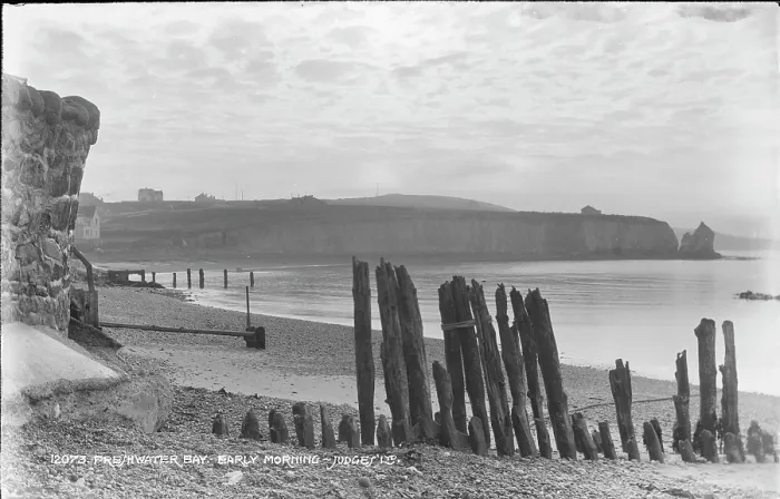 Framed Print : Early Morning at Freshwater Bay Framed Print : Early Morning at Freshwater Bay