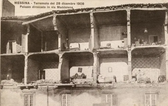 Framed Print : Earthquake damage - Messina, Italy Framed Print : Earthquake damage - Messina, Italy