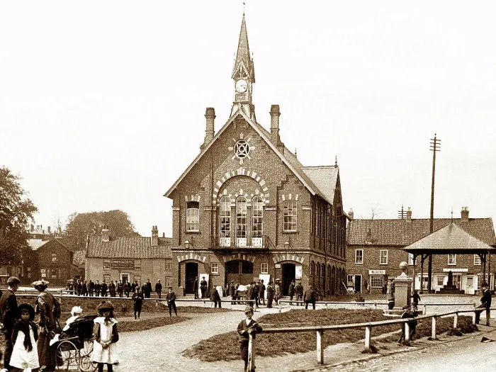 Framed Print : Easingwold Town Hall, early 1900s Framed Print : Easingwold Town Hall, early 1900s