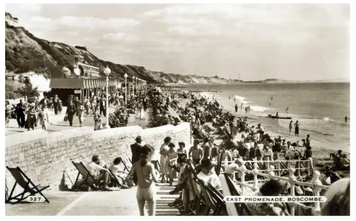 Framed Print : East Promenade, Boscombe, Dorset Framed Print : East Promenade, Boscombe, Dorset