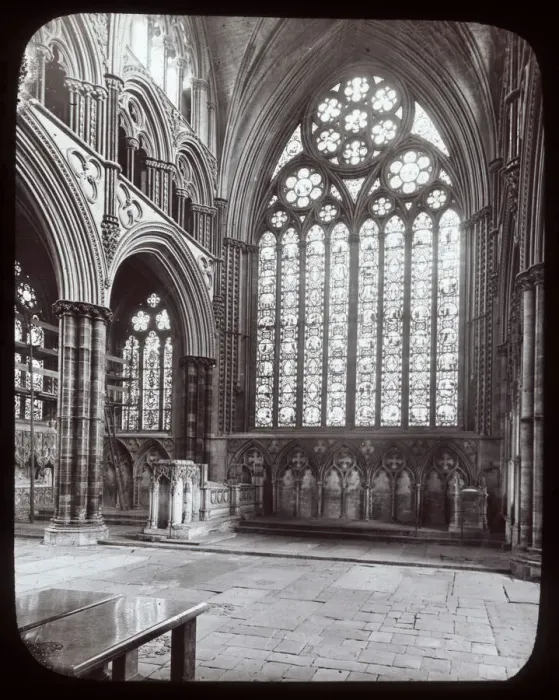Framed Print : East window, Lincoln Cathedral, Lincolnshire Framed Print : East window, Lincoln Cathedral, Lincolnshire