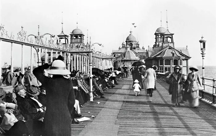 Framed Print : Eastbourne Pier early 1900s Framed Print : Eastbourne Pier early 1900s