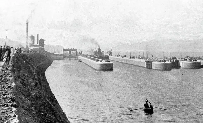 Framed Print : Eastham Locks, Manchester Ship Canal early 1900's Framed Print : Eastham Locks, Manchester Ship Canal early 1900's