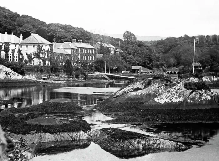 Framed Print : Eccles Hotel, Glengarriff, Ireland, Victorian period Framed Print : Eccles Hotel, Glengarriff, Ireland, Victorian period