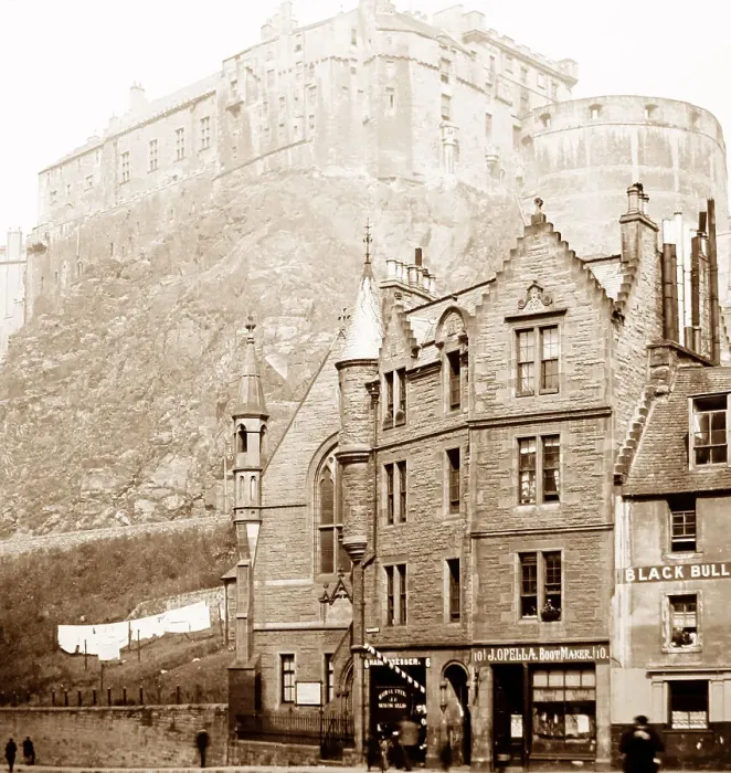 Framed Print : Edinburgh Castle, Victorian period Framed Print : Edinburgh Castle, Victorian period