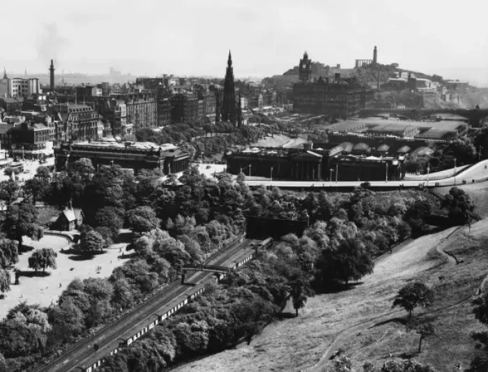 Framed Print : Edinburgh View Framed Print : Edinburgh View