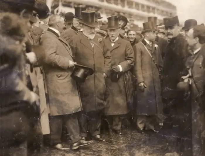 Framed Print : Edward VII wins at the Derby, Epsom
