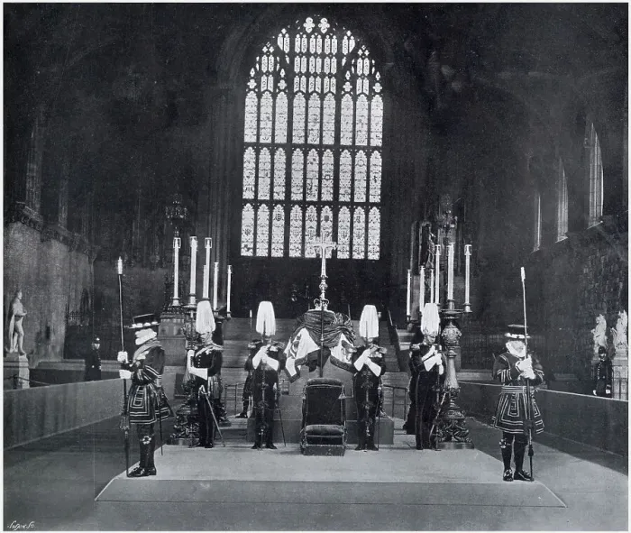Framed Print : Edward VII's coffin in Westminster Hall london, on a raised platform to allow the public to pay their respects. Date: May 1910 Framed Print : Edward VII's coffin in Westminster Hall london, on a raised platform to allow the public to pay their respects. Date: May 1910