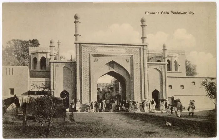 Framed Print : Edwardes Gate, Peshawar City, British India (now in Pakistan, called Chowk Yadgar). Date: circa 1908 Framed Print : Edwardes Gate, Peshawar City, British India (now in Pakistan, called Chowk Yadgar). Date: circa 1908