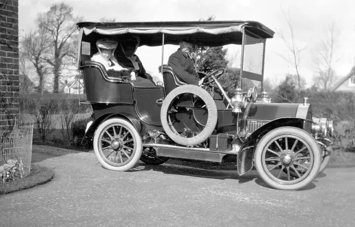 Framed Print : Edwardian family in their 1905 Albion Sedan Framed Print : Edwardian family in their 1905 Albion Sedan
