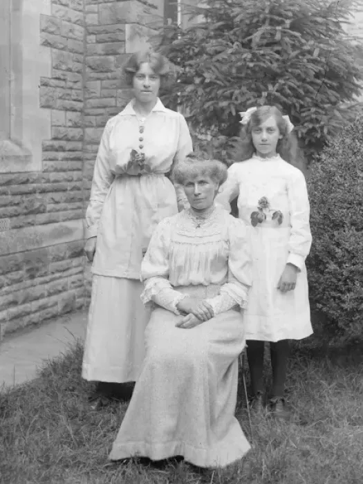 Framed Print : Three Edwardian women in a garden, Mid Wales Framed Print : Three Edwardian women in a garden, Mid Wales