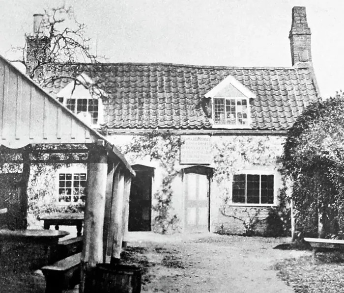 Framed Print : The Eel's Foot Pub, Ormesby, Norfolk Broads in the 1920s Framed Print : The Eel's Foot Pub, Ormesby, Norfolk Broads in the 1920s