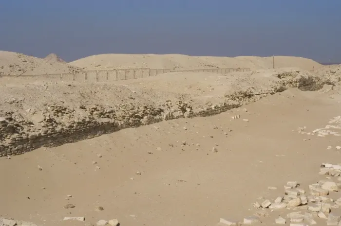 Framed Print : Egypt. Saqqara. Djosers complex. Limestone walls Framed Print : Egypt. Saqqara. Djosers complex. Limestone walls