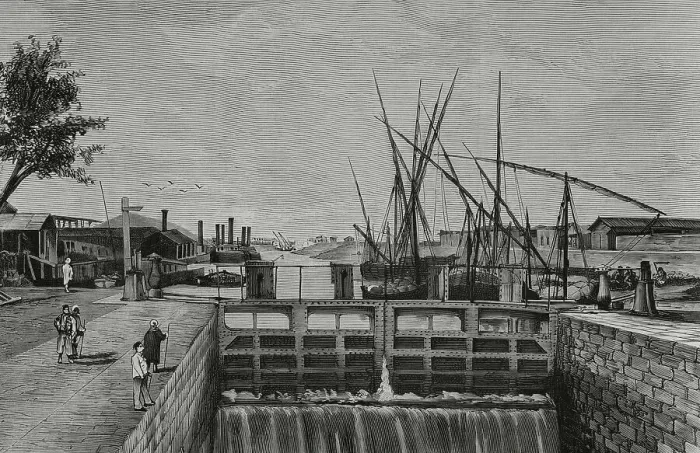 Framed Print : Egypt, Suez Canal. Ismailia. Freshwater canal lock Framed Print : Egypt, Suez Canal. Ismailia. Freshwater canal lock