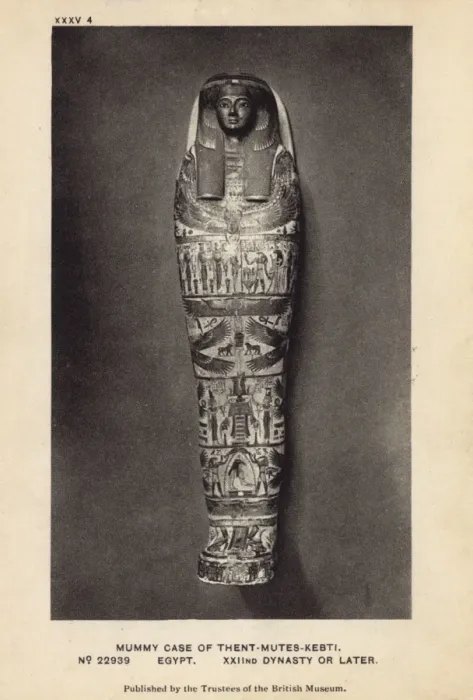 Framed Print : Egyptian Mummy in British Museum, London - Tayesmutengebtiu Framed Print : Egyptian Mummy in British Museum, London - Tayesmutengebtiu