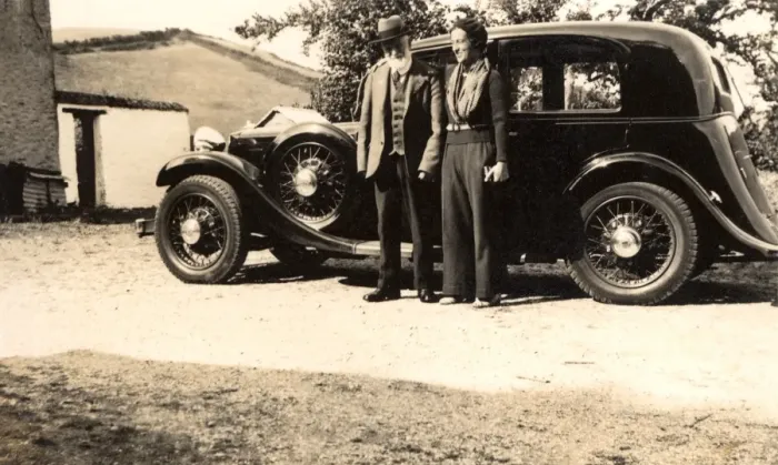 Framed Print : Elderly couple and their Armstrong Siddeley car Framed Print : Elderly couple and their Armstrong Siddeley car