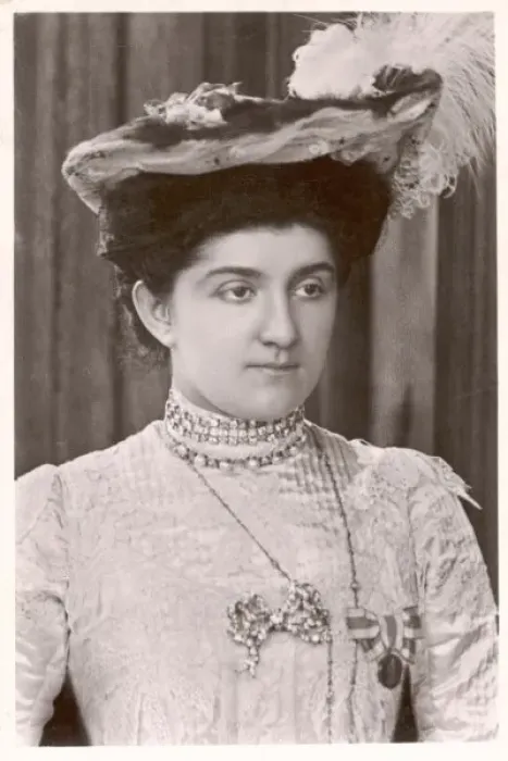 Framed Print : Elena, Queen of Italy Framed Print : Elena, Queen of Italy