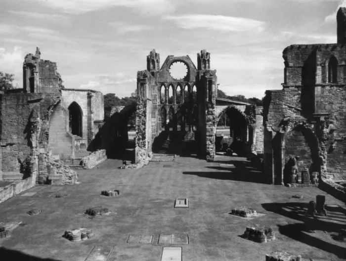 Framed Print : Elgin Cathedral Framed Print : Elgin Cathedral
